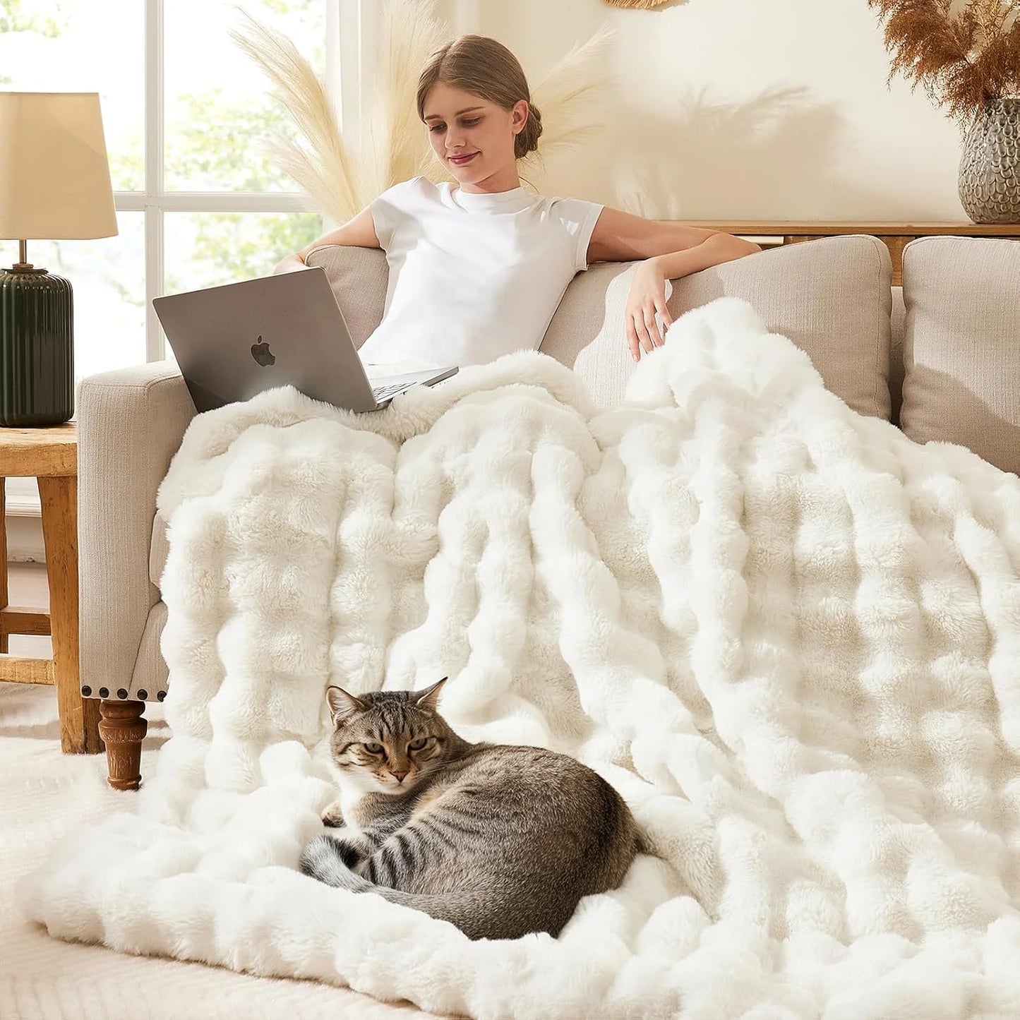 ROSEKIND Ultra Soft Faux Fur Rabbit Blanket For Home Office